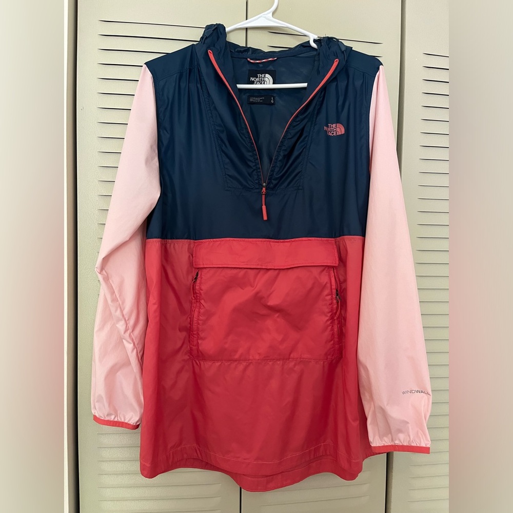 The North Face Anorak Windbreaker Pullover jacket, packable!